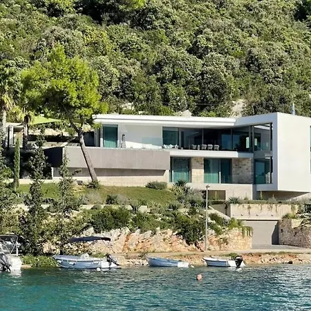 Villa Katalina Lux *